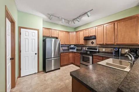 4693 Bloomberg Lane Inver Grove Heights MN 55076