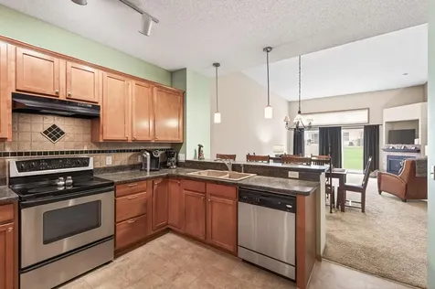 4693 Bloomberg Lane Inver Grove Heights MN 55076