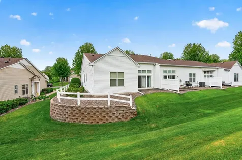 4693 Bloomberg Lane Inver Grove Heights MN 55076