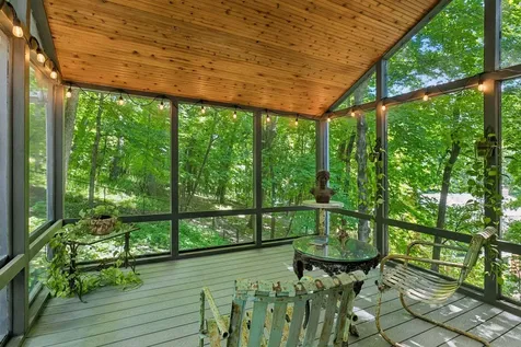 4827 Lamplighters Lane Minnetonka MN 55345