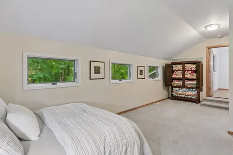 4827 Lamplighters Lane Minnetonka MN 55345