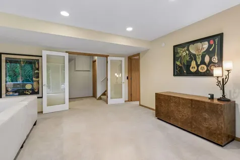 4827 Lamplighters Lane Minnetonka MN 55345