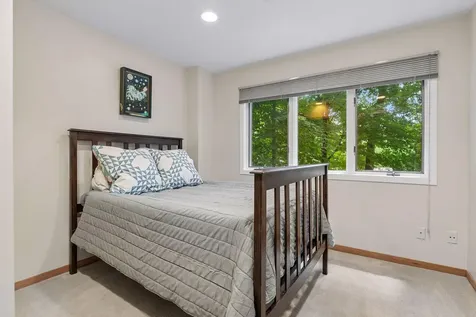 4827 Lamplighters Lane Minnetonka MN 55345