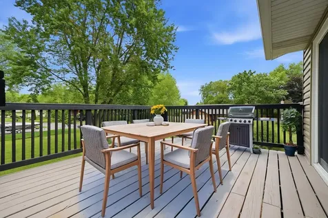 6420 Tomahawk Trail Circle Pines MN 55014