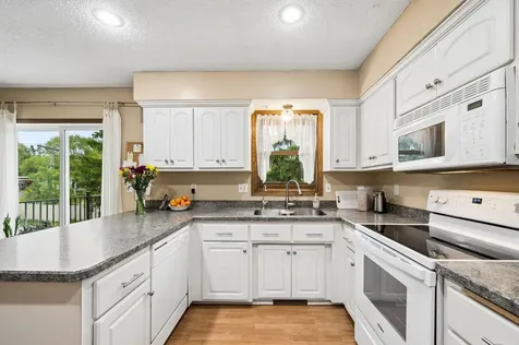 1602 Daisy Court New Brighton MN 55112