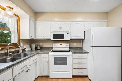 1602 Daisy Court New Brighton MN 55112
