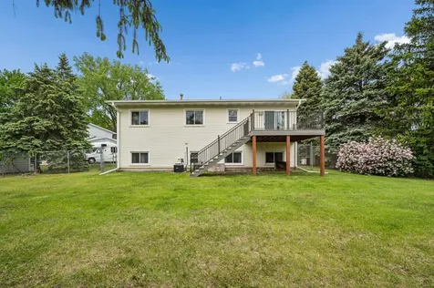 1602 Daisy Court New Brighton MN 55112