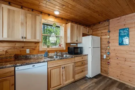 35470 Moccasin Lane Cushing MN 56443