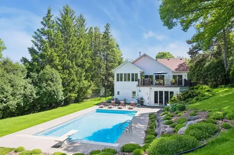 13920 Mcginty Road E Minnetonka MN 55305