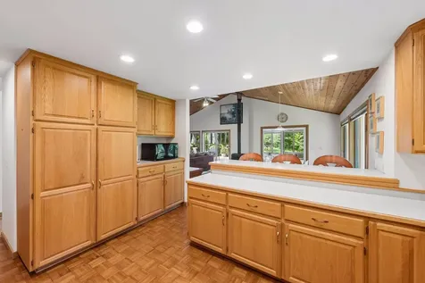 13920 Mcginty Road E Minnetonka MN 55305