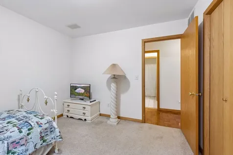13920 Mcginty Road E Minnetonka MN 55305