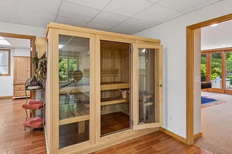 13920 Mcginty Road E Minnetonka MN 55305