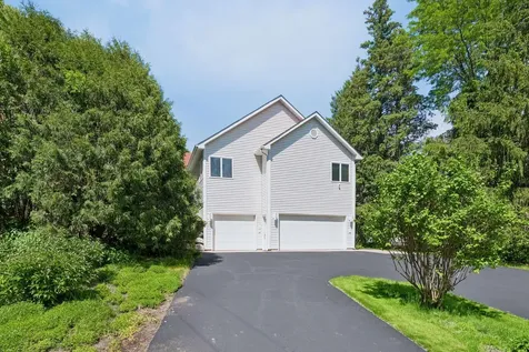 13920 Mcginty Road E Minnetonka MN 55305