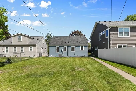 5840 Russell Avenue S Minneapolis MN 55410