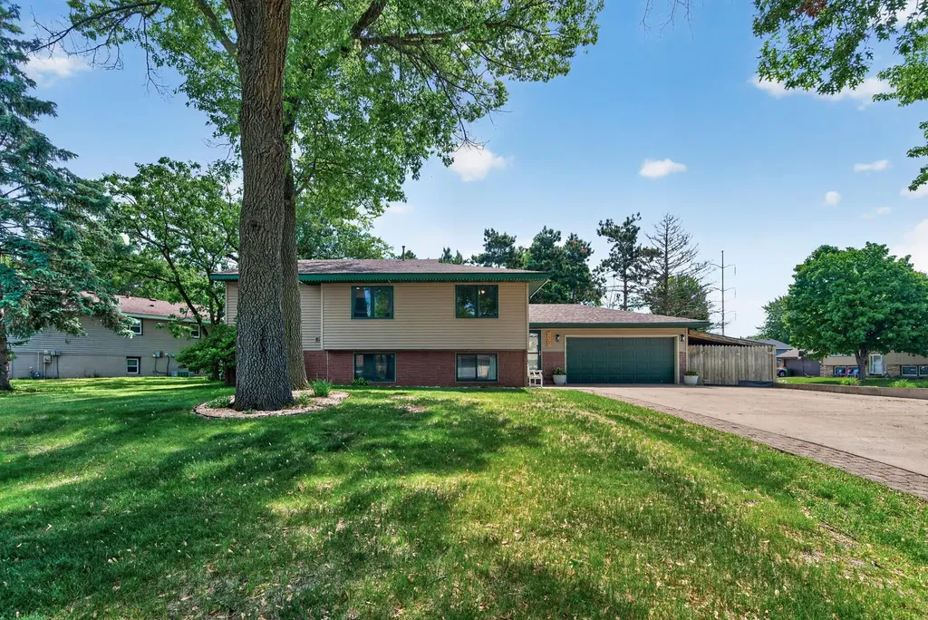 12757 Able Street NE Blaine MN 55434
