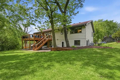 9137 Forest Hills Circle Bloomington MN 55437