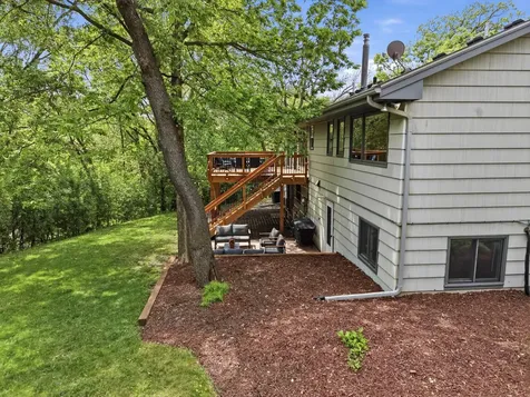 9137 Forest Hills Circle Bloomington MN 55437