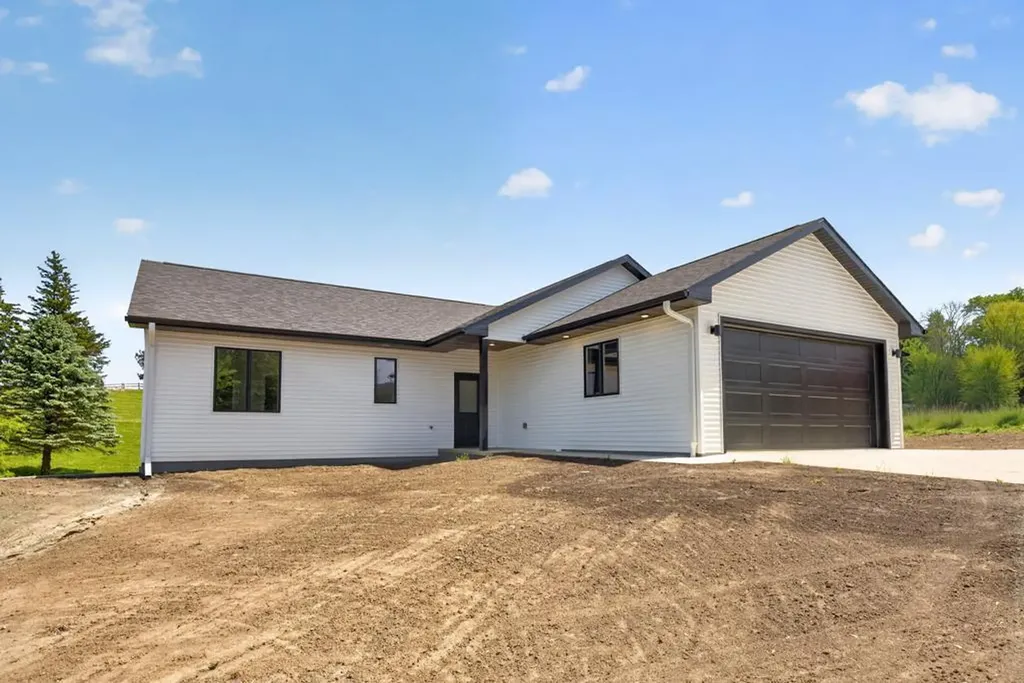 416 Parkside Drive SE Preston MN 55965
