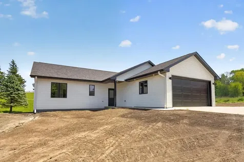 416 Parkside Drive SE Preston MN 55965