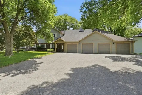 4342 Buckingham Court Vadnais Heights MN 55127