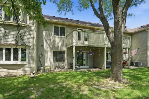 4342 Buckingham Court Vadnais Heights MN 55127