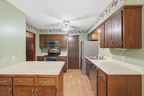 4342 Buckingham Court Vadnais Heights MN 55127
