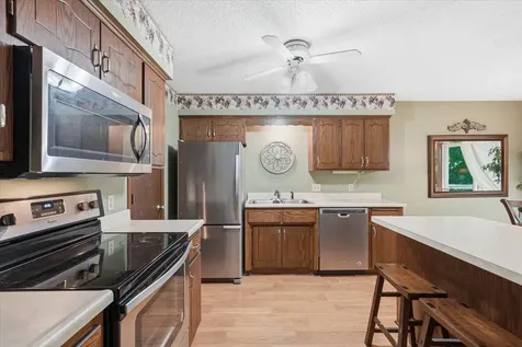 4342 Buckingham Court Vadnais Heights MN 55127