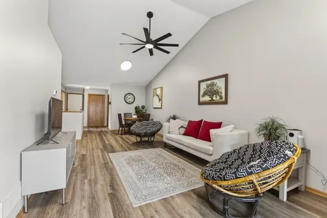 833 White Oak Court New Brighton MN 55112