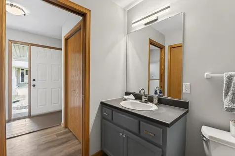 833 White Oak Court New Brighton MN 55112
