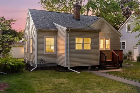 3243 Washburn Avenue N Minneapolis MN 55412