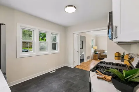 3243 Washburn Avenue N Minneapolis MN 55412