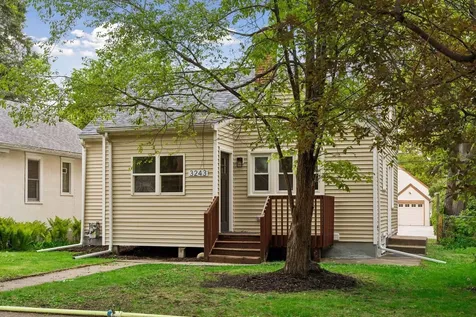 3243 Washburn Avenue N Minneapolis MN 55412