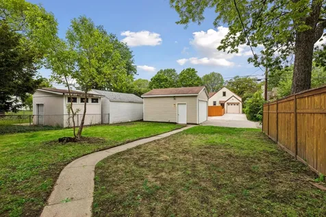 3243 Washburn Avenue N Minneapolis MN 55412