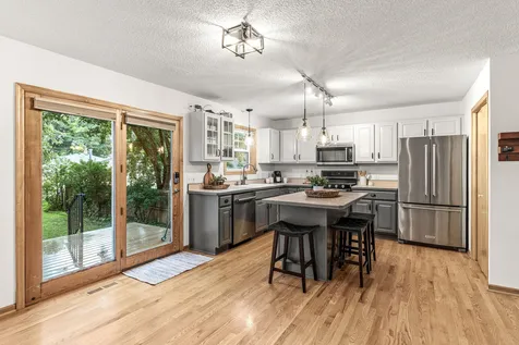 934 Randolph Avenue Saint Paul MN 55102
