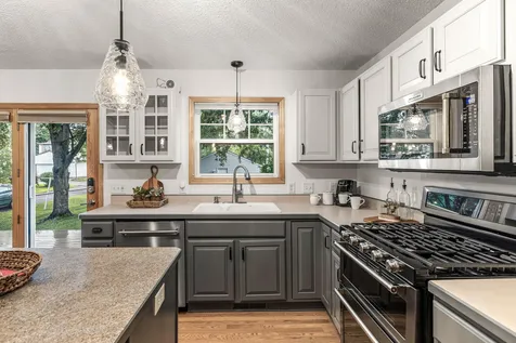 934 Randolph Avenue Saint Paul MN 55102