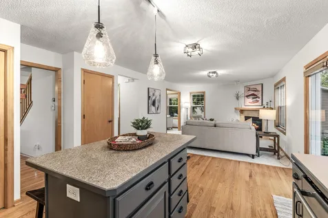 934 Randolph Avenue Saint Paul MN 55102