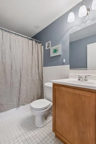821 Douglas Avenue Minneapolis MN 55403