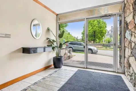 821 Douglas Avenue Minneapolis MN 55403
