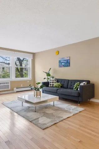 821 Douglas Avenue Minneapolis MN 55403
