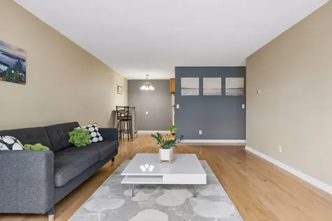 821 Douglas Avenue Minneapolis MN 55403