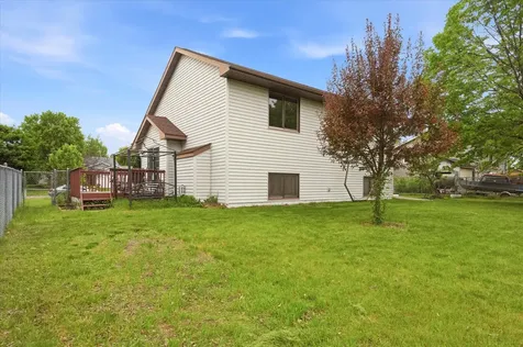 7208 90th Trail N Brooklyn Park MN 55445