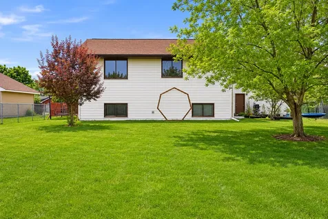 7208 90th Trail N Brooklyn Park MN 55445