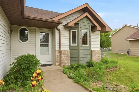 7208 90th Trail N Brooklyn Park MN 55445