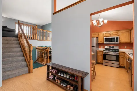 7208 90th Trail N Brooklyn Park MN 55445
