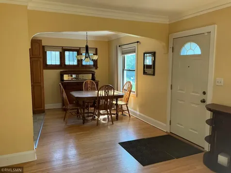 1762 Edgerton Street Maplewood MN 55117