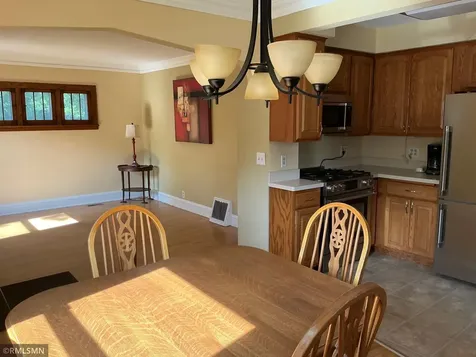 1762 Edgerton Street Maplewood MN 55117