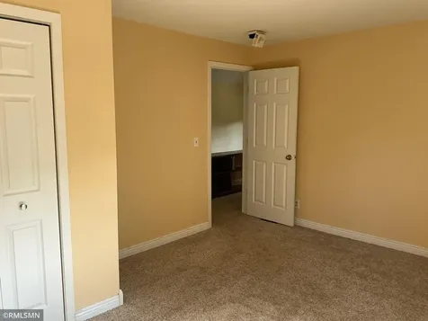 1762 Edgerton Street Maplewood MN 55117