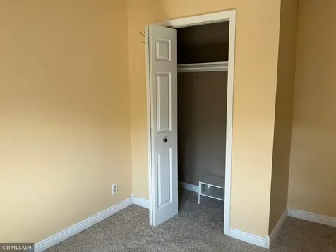 1762 Edgerton Street Maplewood MN 55117