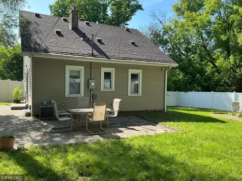 1762 Edgerton Street Maplewood MN 55117