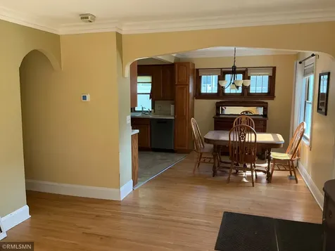 1762 Edgerton Street Maplewood MN 55117